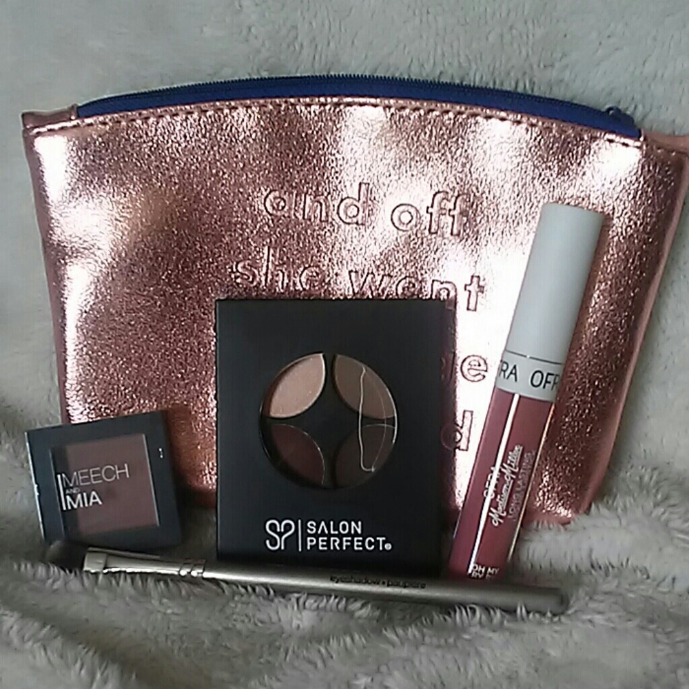 Brows eyes and lips bag